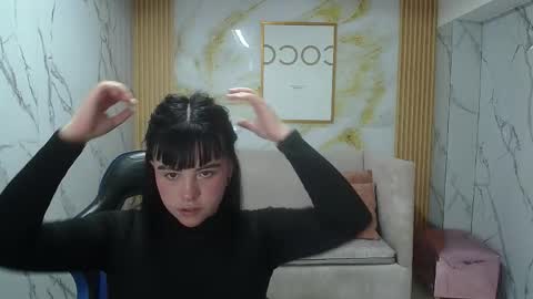 Sara  online show from 04/22/26, 08:43