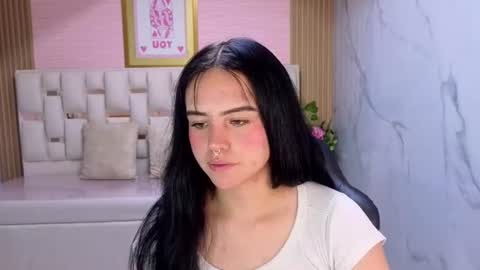 Snapshot of sarita_09_s chatting on 06/17/26, 03:09 Sara online show from 06/17/26, 03:09