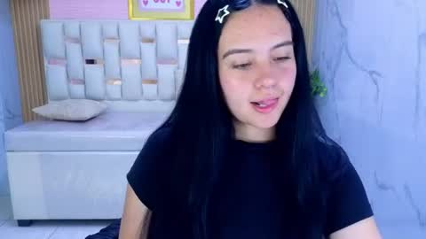 Snapshot of sarita_09_s chatting on 07/18/26, 03:00 Sara online show from 07/18/26, 03:00