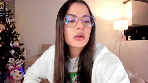 Sarita Lozano online show from 11/26/25, 11:17