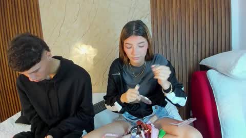  SARIYA Y ALEXIS  online show from 02/18/26, 11:28