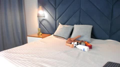 Sara  online show from 02/01/26, 04:44