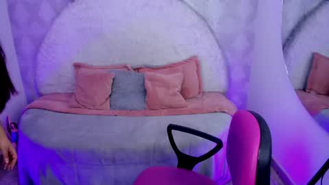 Snapshot of sarita_jane chatting on 06/27/26, 03:11 Sara online show from 06/27/26, 03:11