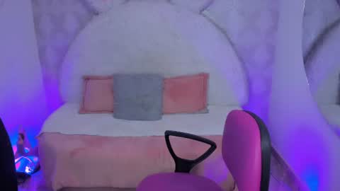 Snapshot of sarita_jane chatting on 07/23/26, 03:04 Sara online show from 07/23/26, 03:04
