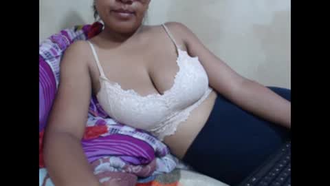 saronette online show from 01/09/25, 07:10