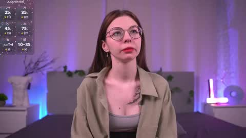 sarralane online show from 12/12/24, 12:22