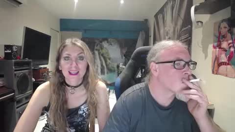 Giselle and Jay online show from 10/16/25, 05:58