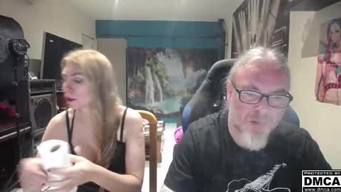 Giselle and Jay online show from 11/10/25, 04:44