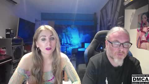 Giselle and Jay online show from 11/12/25, 04:40