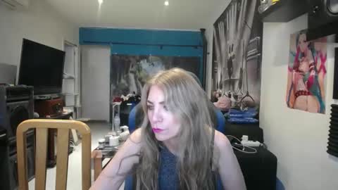 Giselle and Jay online show from 11/21/25, 11:31