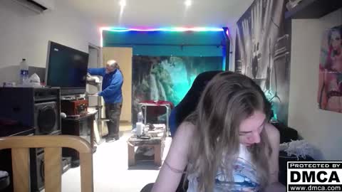 Giselle and Jay online show from 11/27/25, 07:21