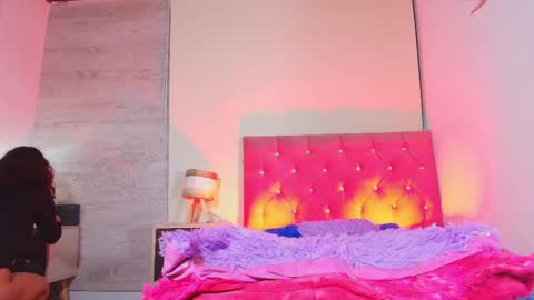 Sary  online show from 05/09/26, 02:50