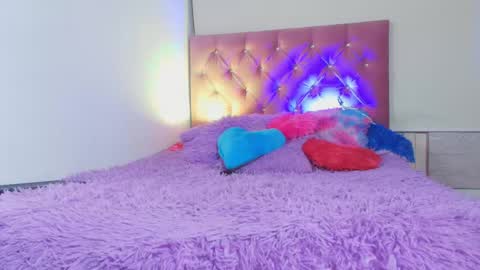 Sary  online show from 05/18/26, 02:29