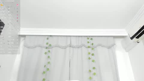 Sary Rousse online show from 10/11/25, 01:42