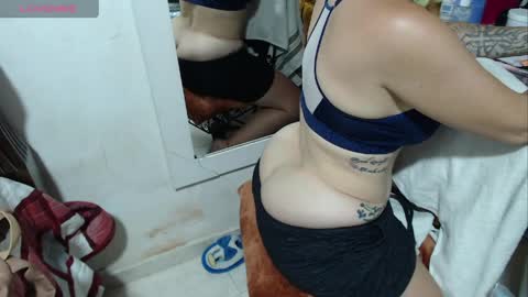 Snapshot of sarybate chatting on 04/27/26, 07:45 Sary.. online show from 04/27/26, 07:45