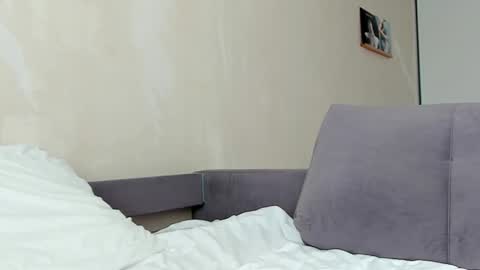 Sasha online show from 09/30/25, 05:12