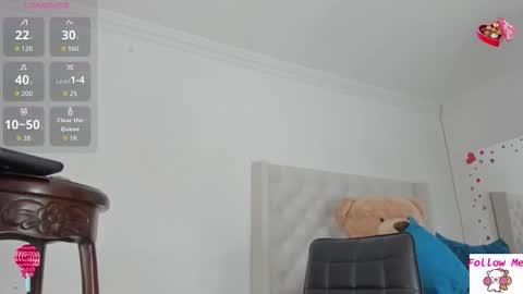 Sasha online show from 02/19/26, 12:01