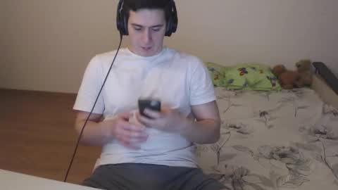 sasha_calvin online show from 10/26/25, 11:49