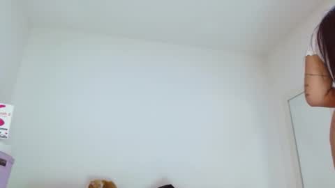 Sasha Creamy online show from 10/21/25, 04:13