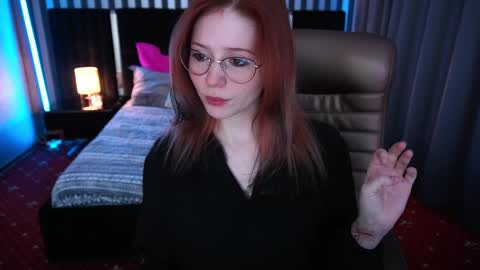 Snapshot of sasha_exclusive chatting on 01/16/25, 07:17 Sasha Exclusive online show from 01/16/25, 07:17