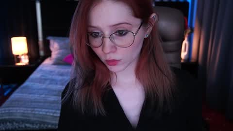 Snapshot of sasha_exclusive chatting on 01/16/25, 10:21 Sasha Exclusive online show from 01/16/25, 10:21