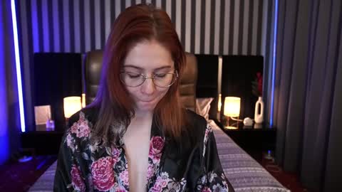 Snapshot of sasha_exclusive chatting on 01/23/25, 10:22 Sasha Exclusive online show from 01/23/25, 10:22