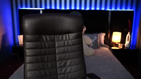 Snapshot of sasha_exclusive chatting on 02/06/25, 03:37 Sasha Exclusive online show from 02/06/25, 03:37