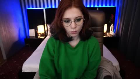 Snapshot of sasha_exclusive chatting on 02/25/25, 07:31 Sasha Exclusive online show from 02/25/25, 07:31