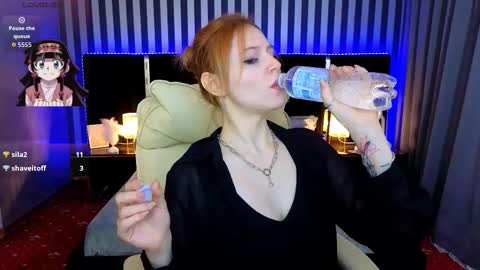 Snapshot of sasha_exclusive chatting on 10/20/25, 07:03 Sasha Exclusive online show from 10/20/25, 07:03