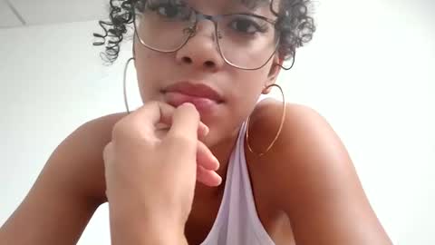 emy online show from 01/31/25, 03:11