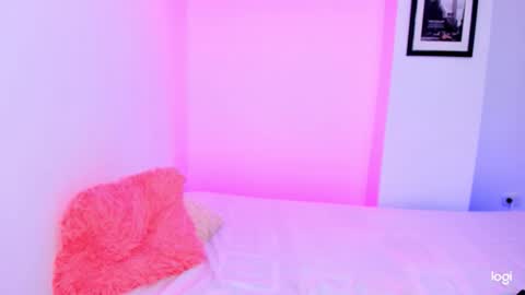 emy online show from 03/24/26, 11:21