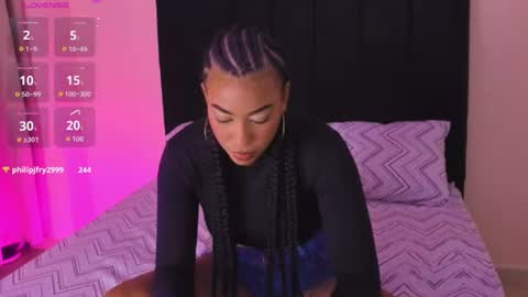 Snapshot of sasha_fox0 chatting on 06/11/26, 04:21 emy online show from 06/11/26, 04:21