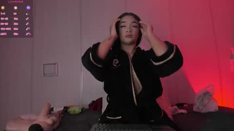 Sasha  online show from 12/22/25, 07:33