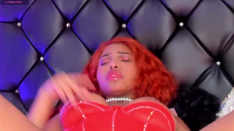 Snapshot of sasha_ross_ chatting on 12/21/24, 03:14 Sasha online show from 12/21/24, 03:14