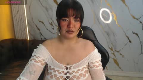 Snapshot of sasha_tf chatting on 06/14/26, 12:51 Sasha online show from 06/14/26, 12:51