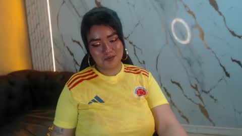 Snapshot of sasha_tf chatting on 06/17/26, 09:38 Sasha online show from 06/17/26, 09:38