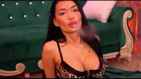 Dennise online show from 02/22/25, 07:03