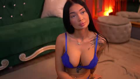 Dennise online show from 03/08/25, 08:35