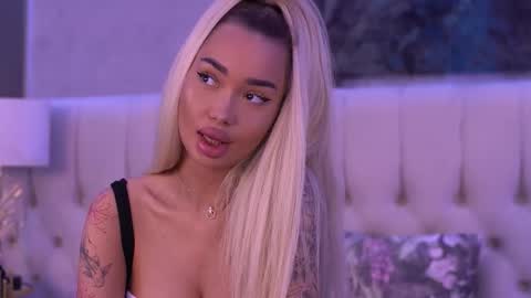 Dennise online show from 09/12/25, 06:19