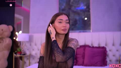 Dennise online show from 09/26/25, 06:34