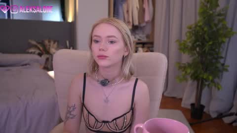 sashalore online show from 03/28/26, 03:17