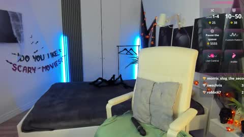 Sasha  online show from 10/29/25, 02:41