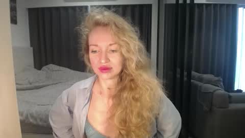 Sasha online show from 05/06/26, 03:57
