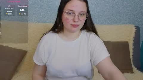 Snapshot of sashavibe chatting on 05/27/26, 08:17 Sasha online show from 05/27/26, 08:17
