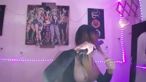 Snapshot of sashayscott chatting on 10/12/25, 09:36 Onlyfans nataliaclaus online show from 10/12/25, 09:36