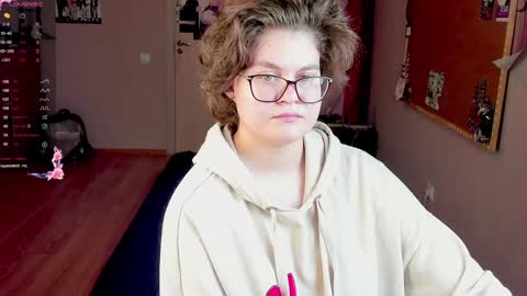 .Alexandra online show from 01/05/25, 02:41