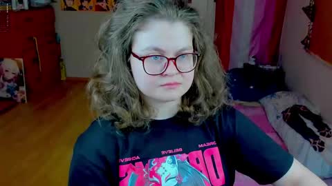 Snapshot of sashy_way chatting on 05/03/26, 02:23 .Alexandra online show from 05/03/26, 02:23