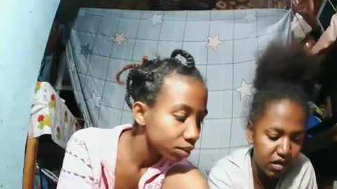 sasivia08 online show from 04/10/26, 08:46