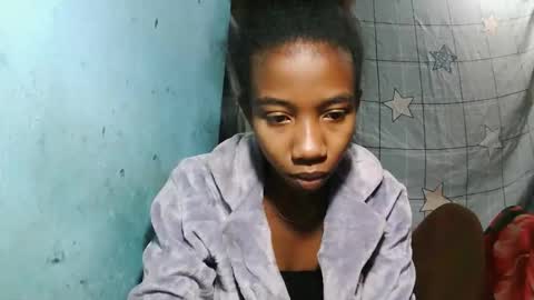 Snapshot of sasivia08 chatting on 05/30/26, 04:42 sasivia08 online show from 05/30/26, 04:42