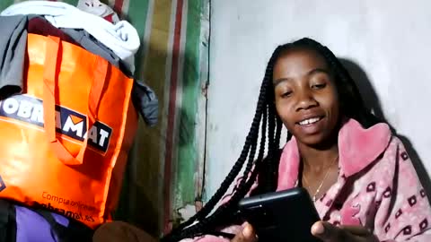 Snapshot of sasivia08 chatting on 06/14/26, 02:24 sasivia08 online show from 06/14/26, 02:24